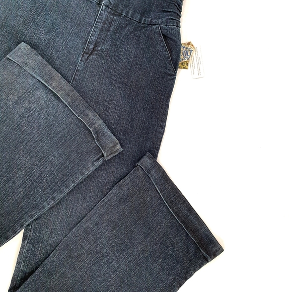 Y2K REVOLT- High Waisted Wide Leg Jeans - Picture 3 of 6
